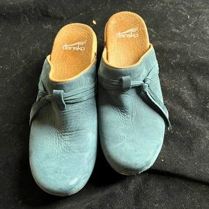Dansko Miriam Blue Mule Size 38